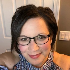 Meet your Posher, Carmen